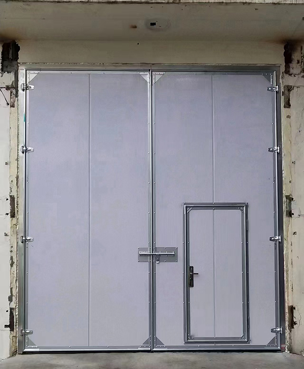 博湖工业平开门