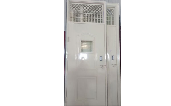 博湖学校教室门