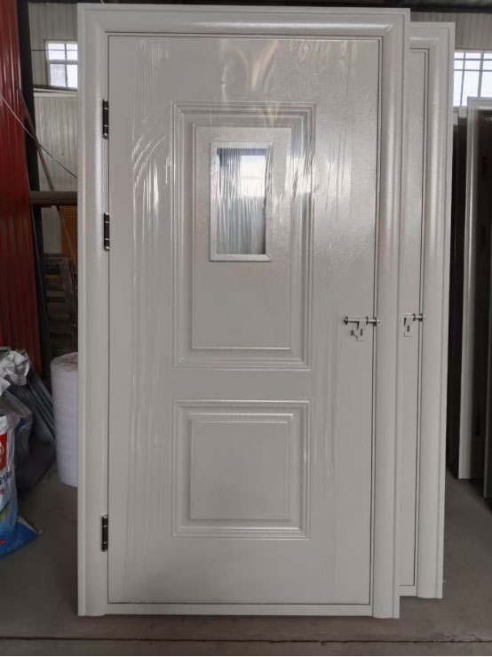 博湖学校教室门