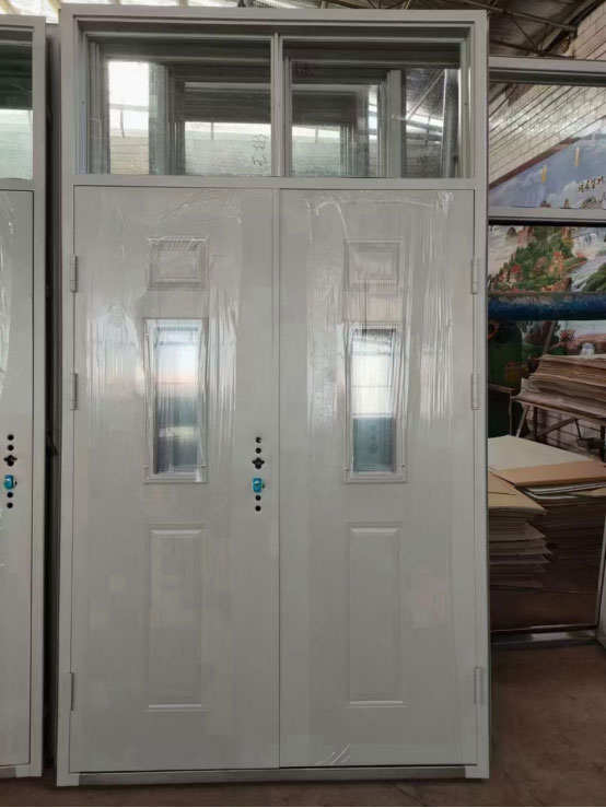 博湖学校教室门