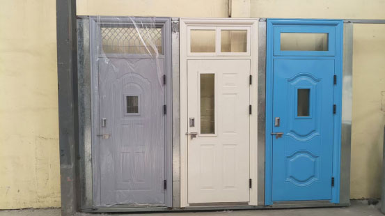 博湖学校教室门