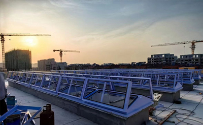 消防博湖排烟窗开启角度